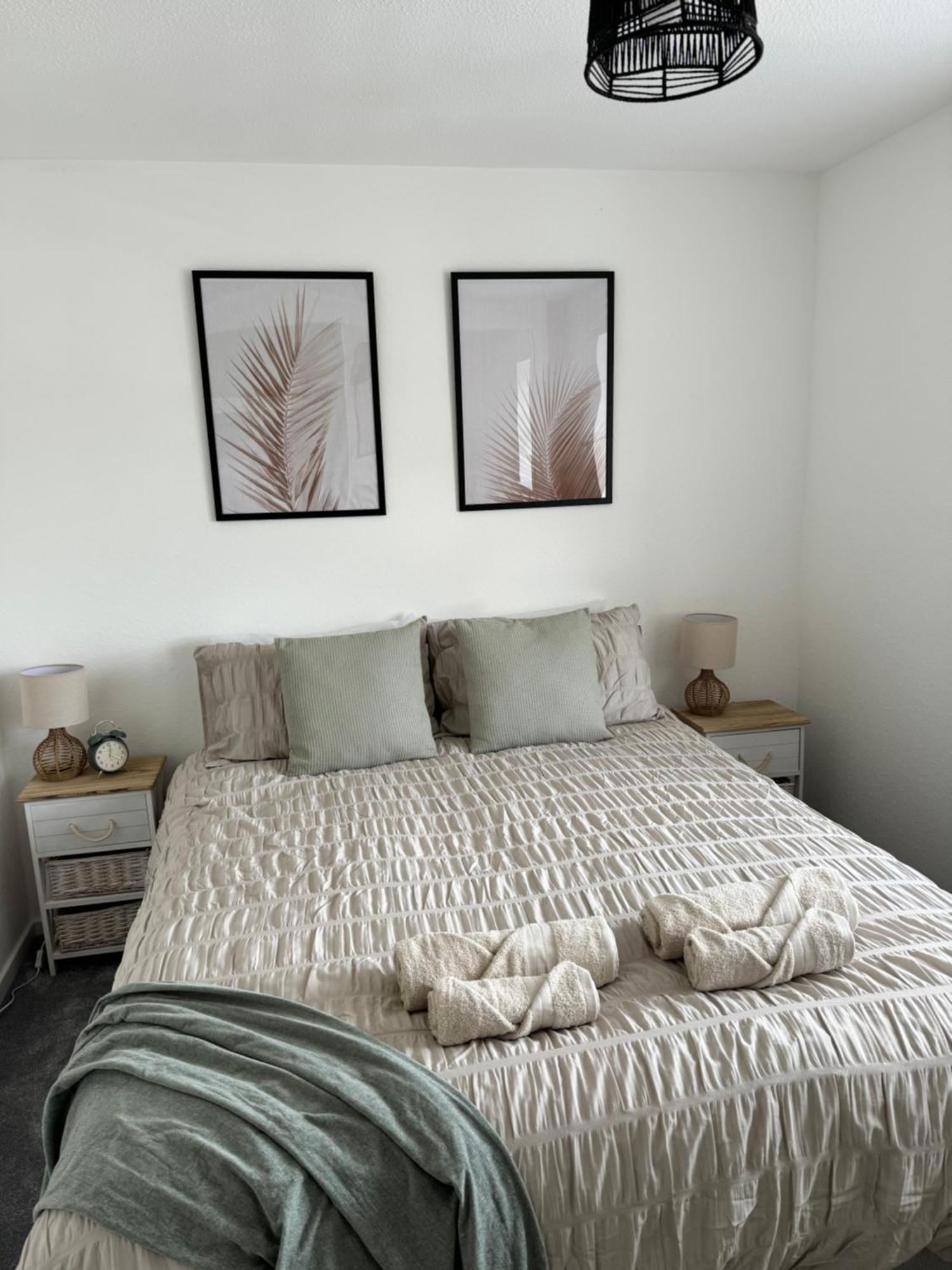 Holiday home Seapoint- Boho Coastal Retreat Near Sandbanks!